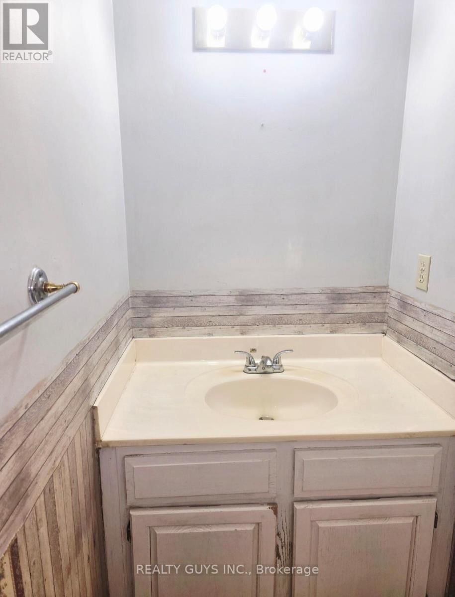 542 WESTMAN AVENUE Image 8