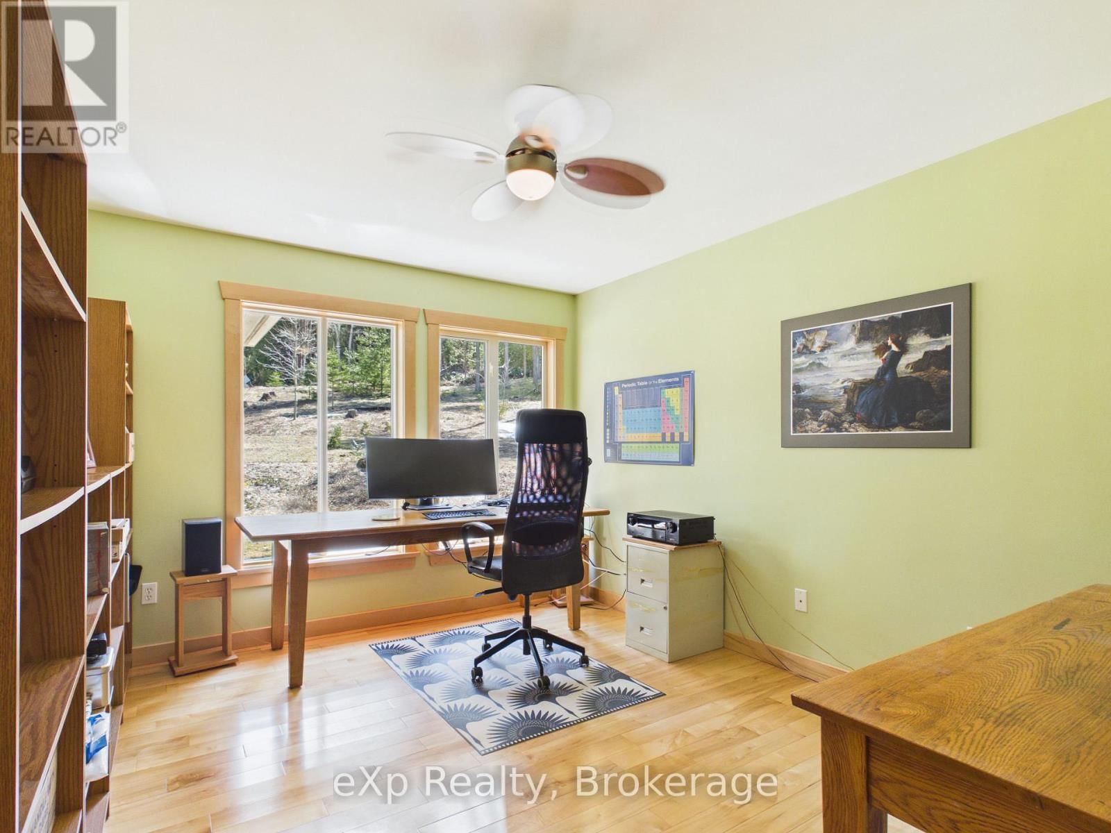 303709 SOUTH LINE Image 27