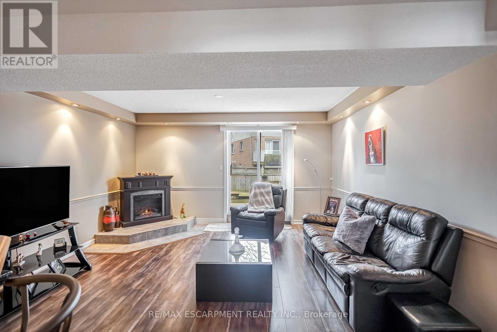 546 JERSEYVILLE ROAD WEST Image 25