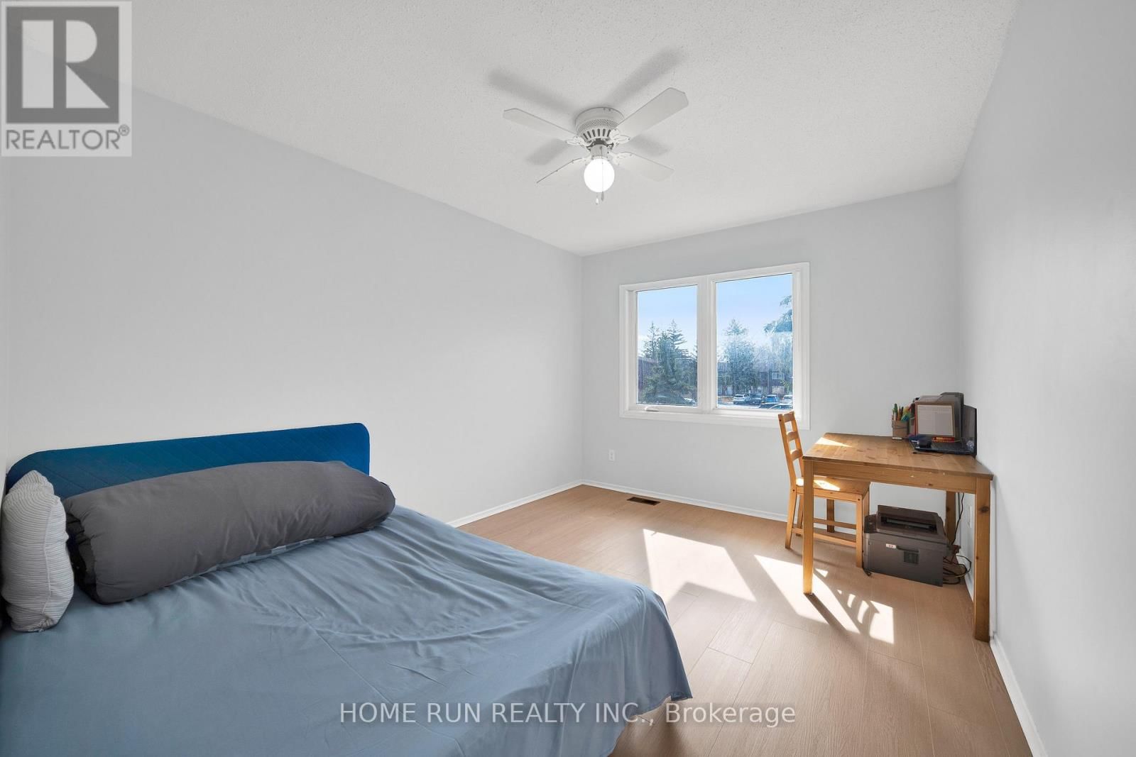 4 - 2111 MONTREAL ROAD Image 21