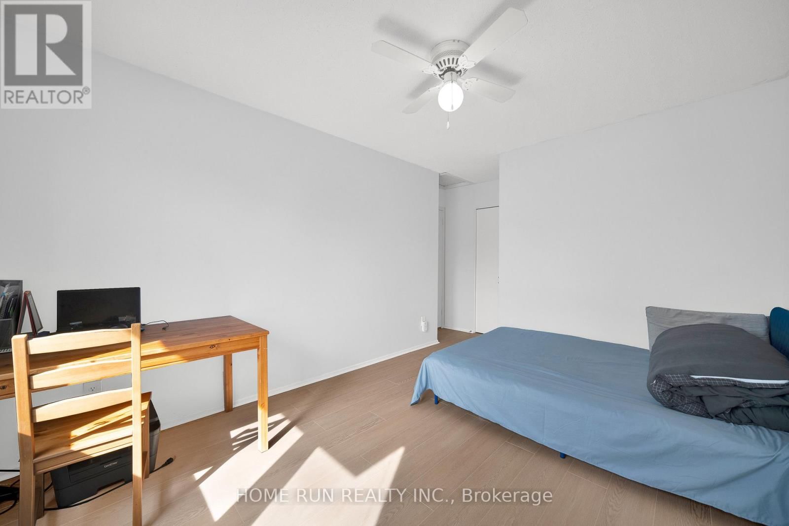 4 - 2111 MONTREAL ROAD Image 23