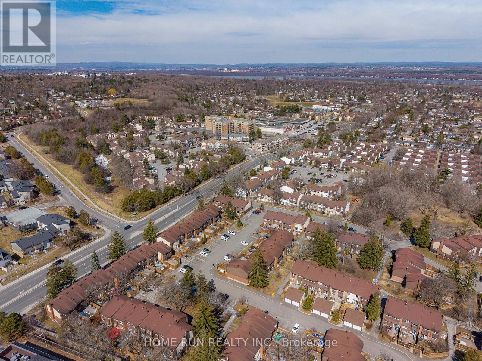 4 - 2111 MONTREAL ROAD Image 41