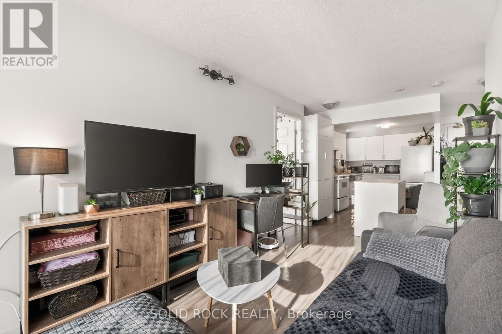 901 - 1440 HERON ROAD Image 15