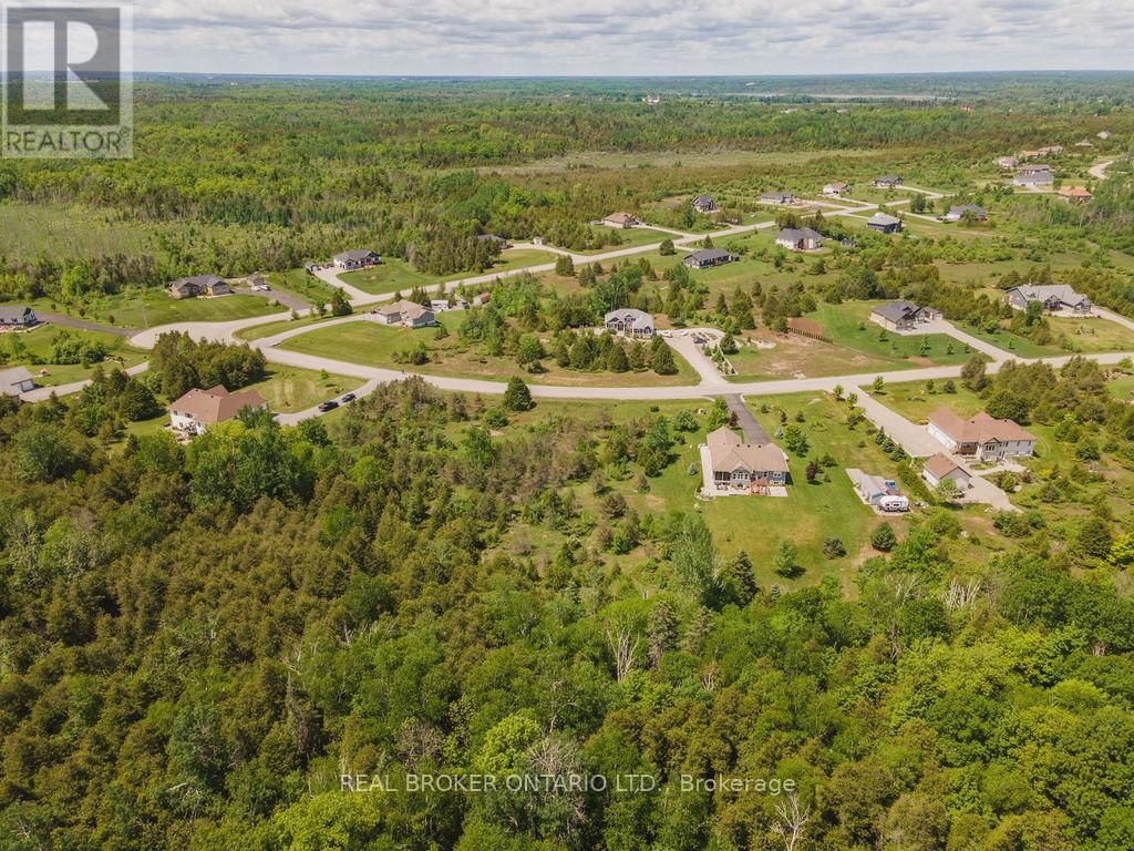 117 COLONEL BY WAY Image 2