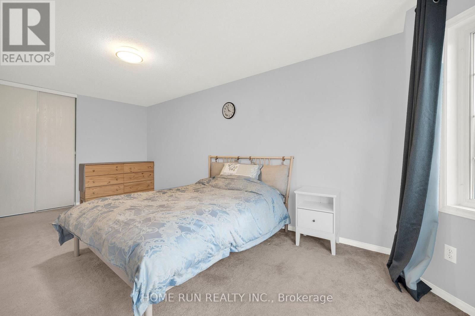 10 PAVONA STREET Image 26