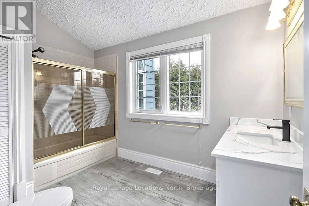 252 SWISS MEADOWS BOULEVARD Image 11