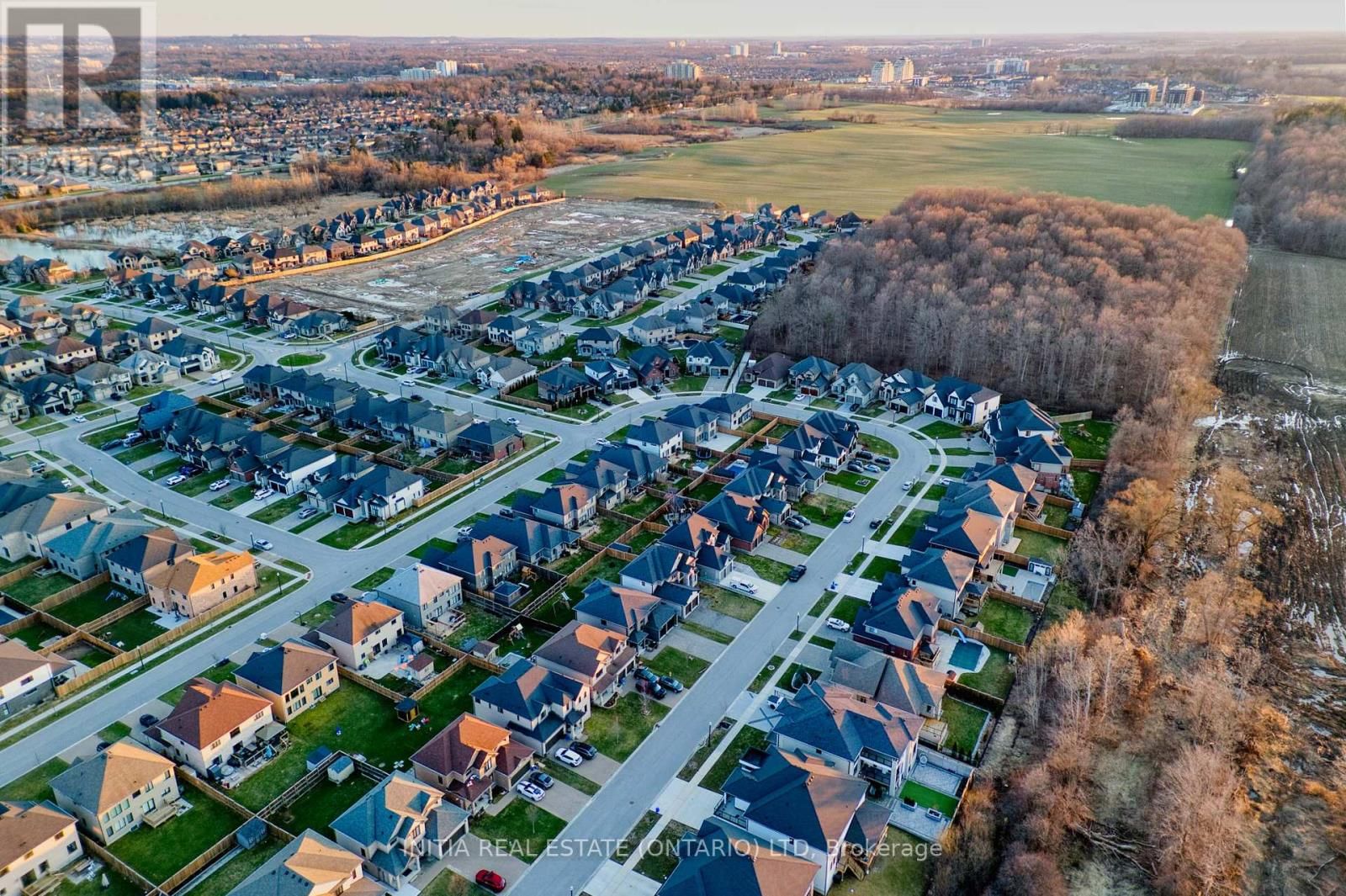 757 ZAIFMAN CIRCLE Image 5