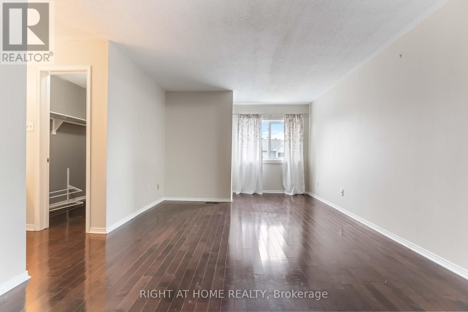 70 HALLEY STREET Image 12