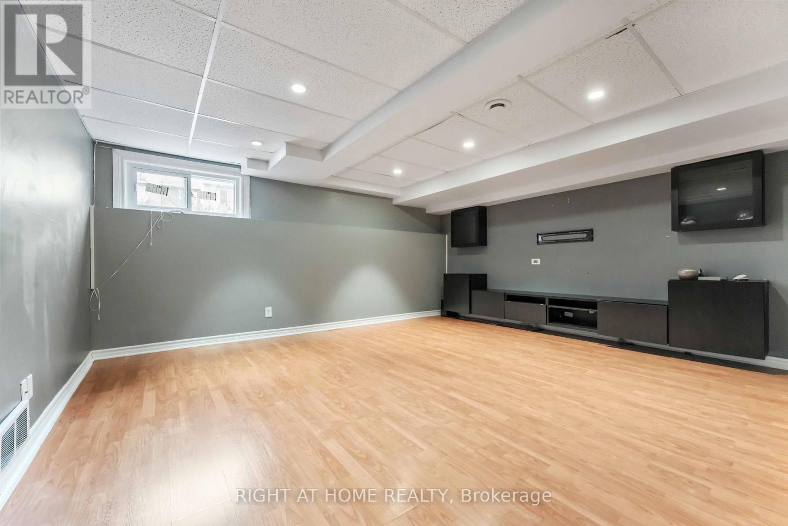 70 HALLEY STREET Image 24