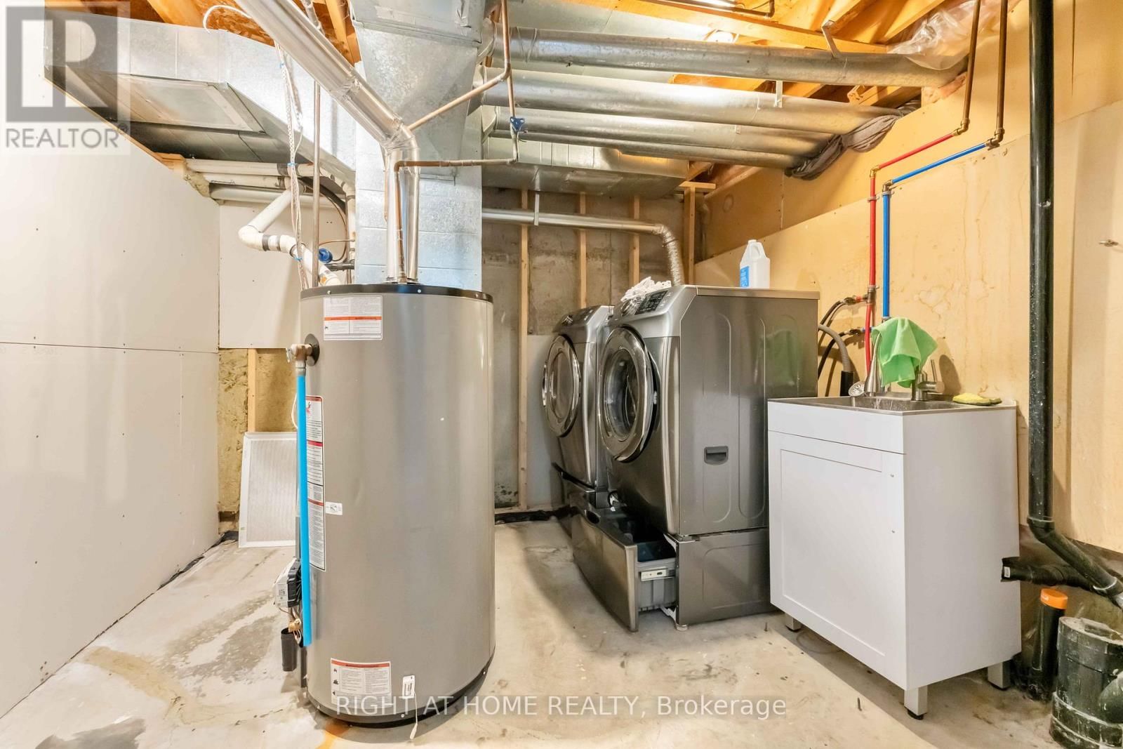 70 HALLEY STREET Image 29