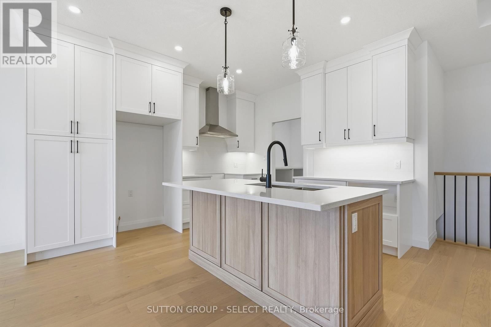 45 HARDY DRIVE Image 13