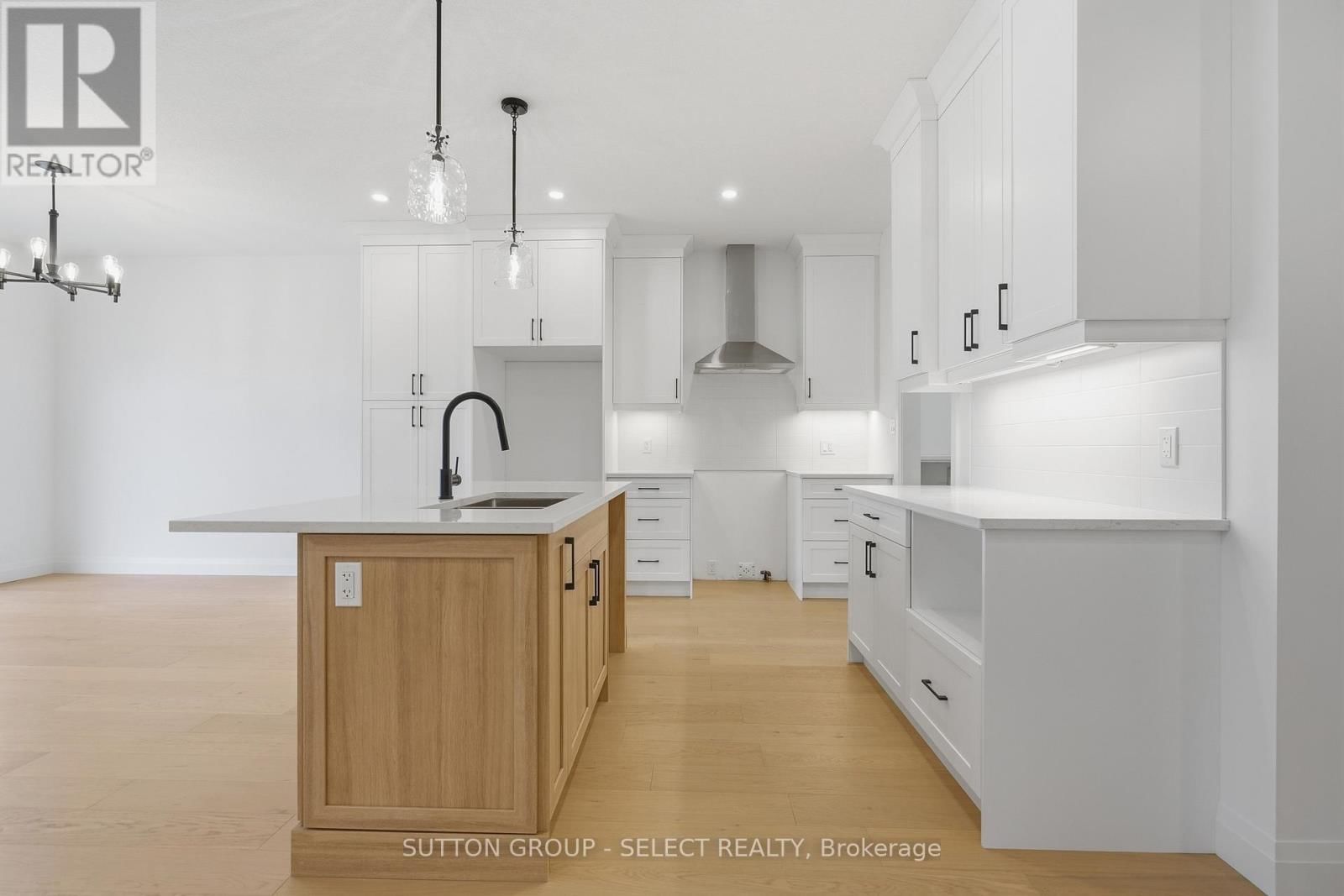 45 HARDY DRIVE Image 14