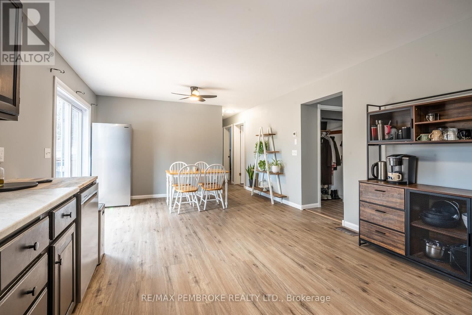 24 EARL STREET Image 22