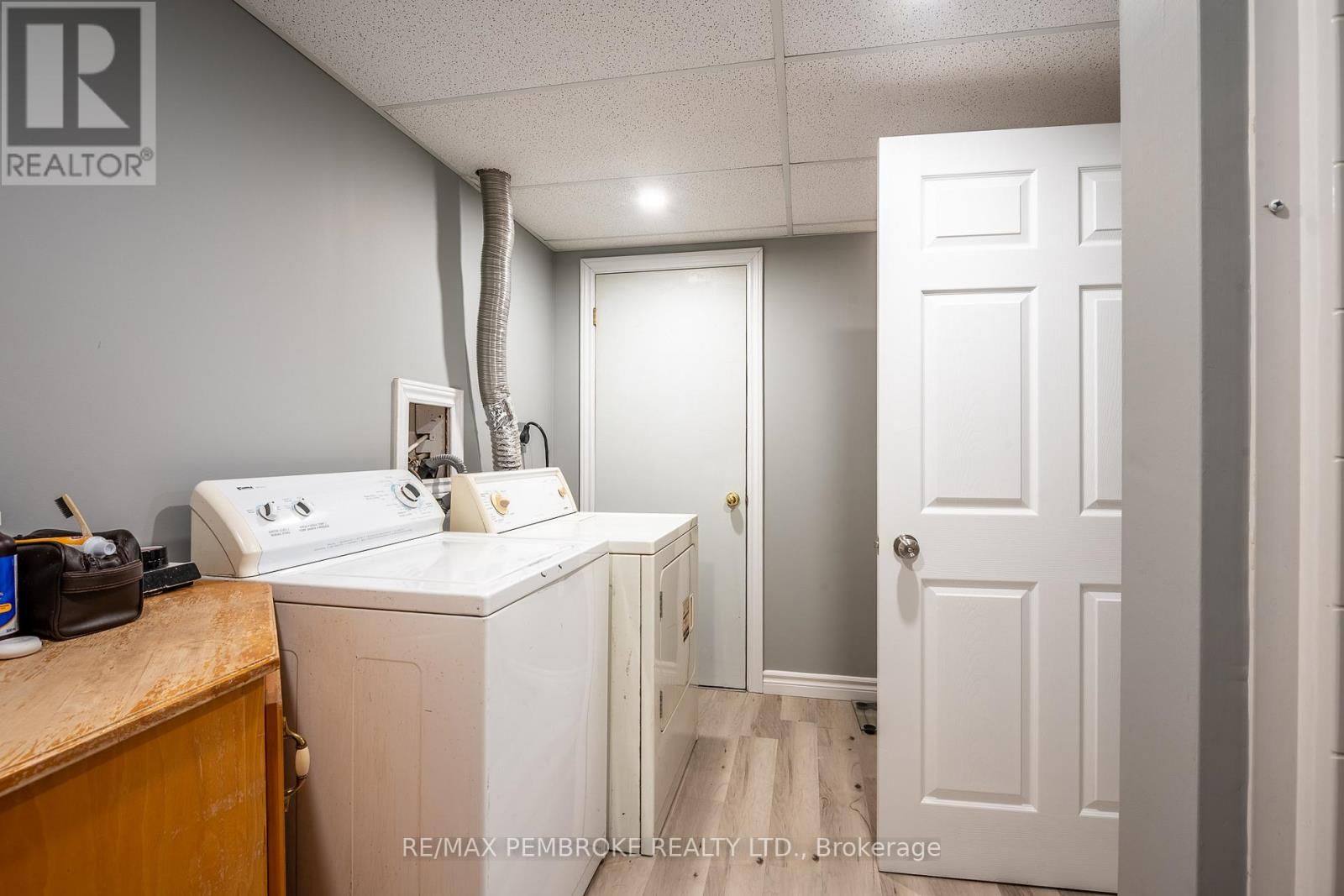 24 EARL STREET Image 39