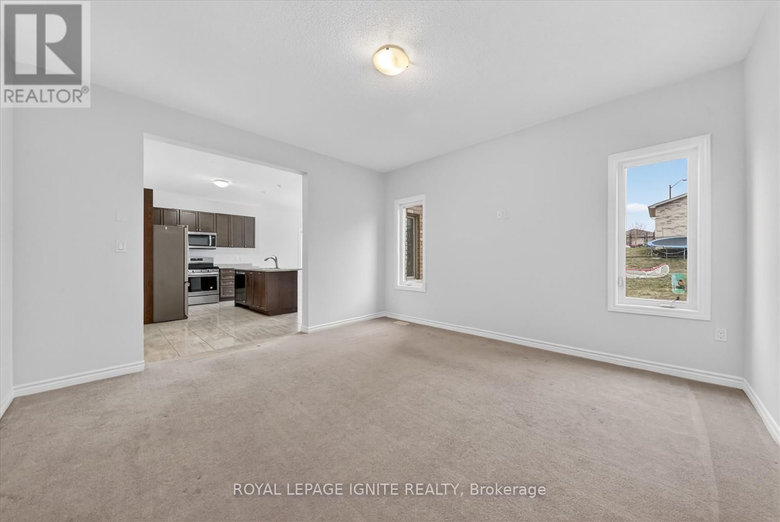 32 LORDS DRIVE Image 18