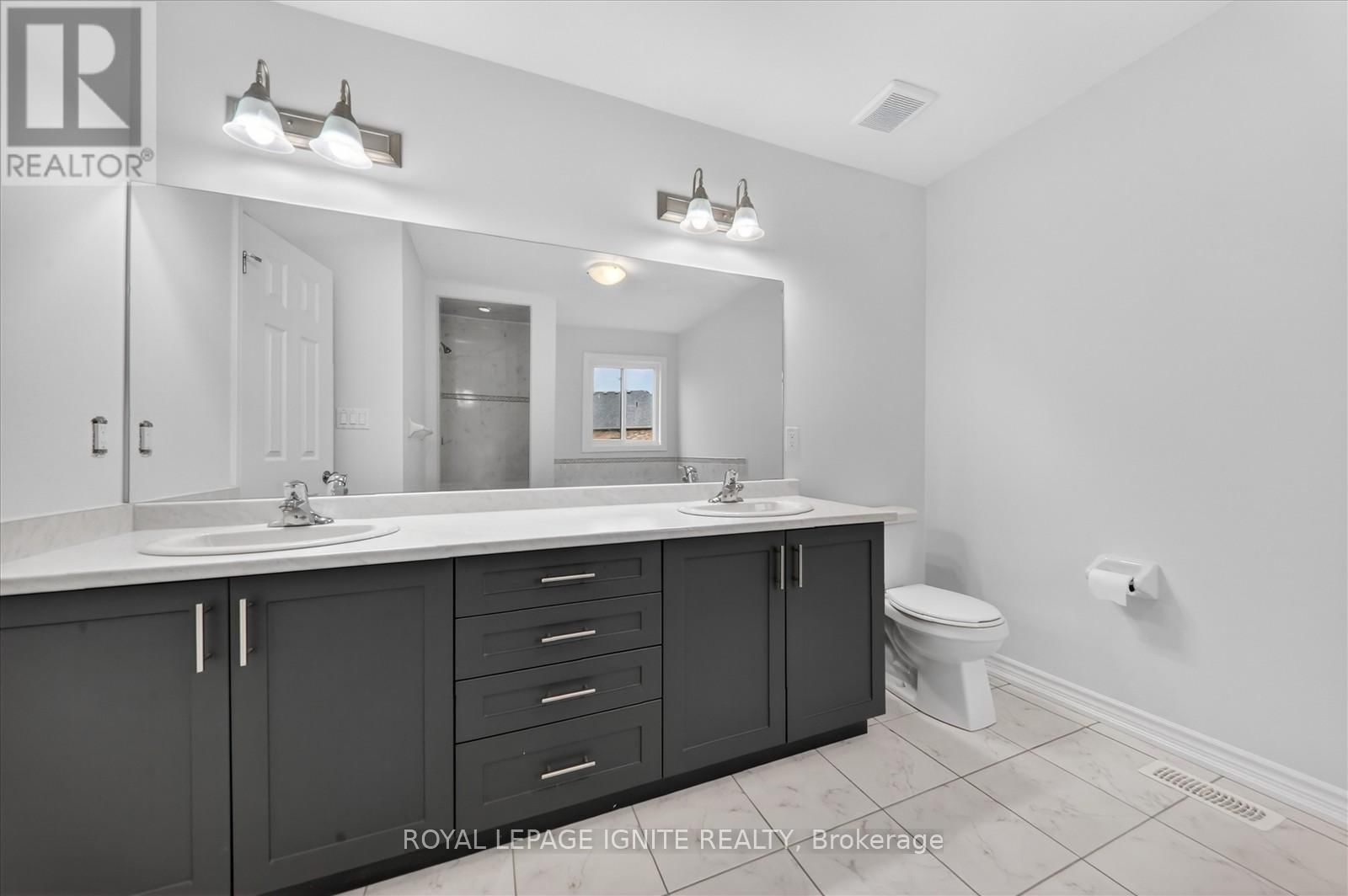 32 LORDS DRIVE Image 25