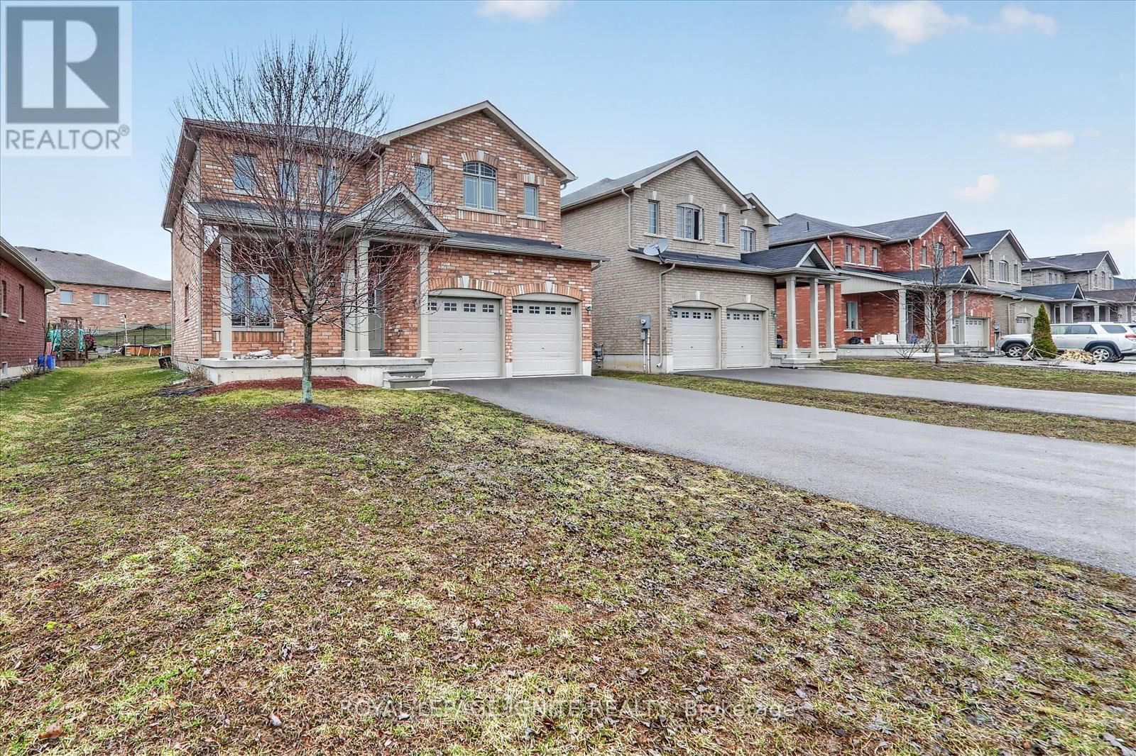 32 LORDS DRIVE Image 3