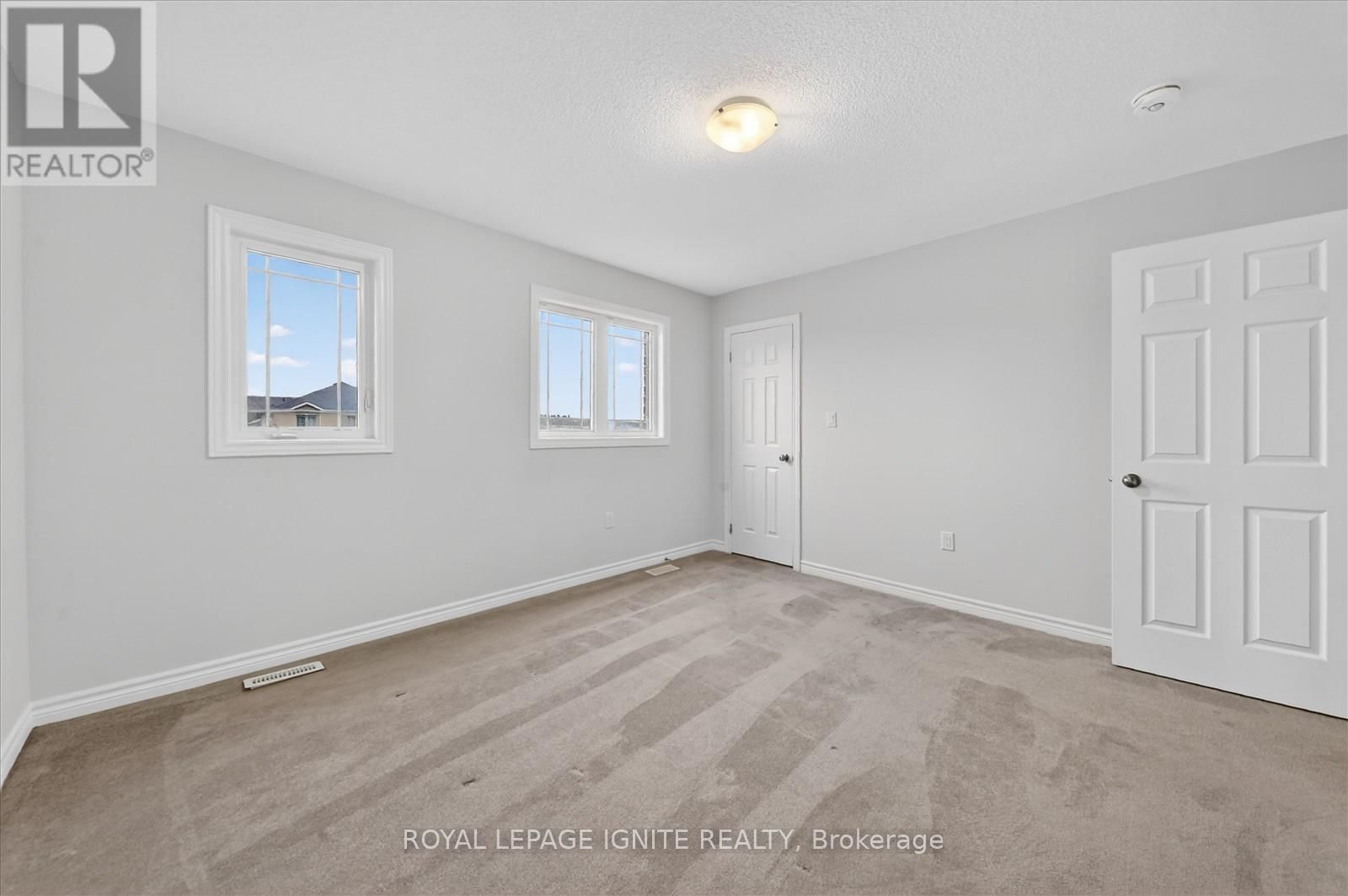 32 LORDS DRIVE Image 32