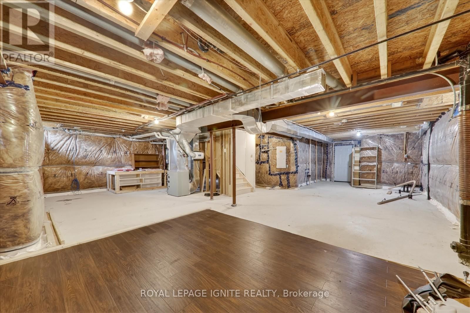 32 LORDS DRIVE Image 36