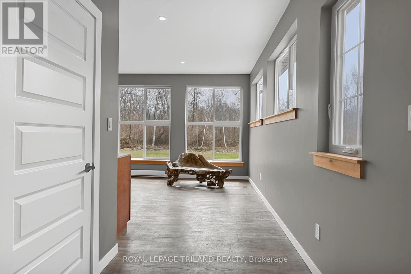 6043 FRANKS ROAD Image 28