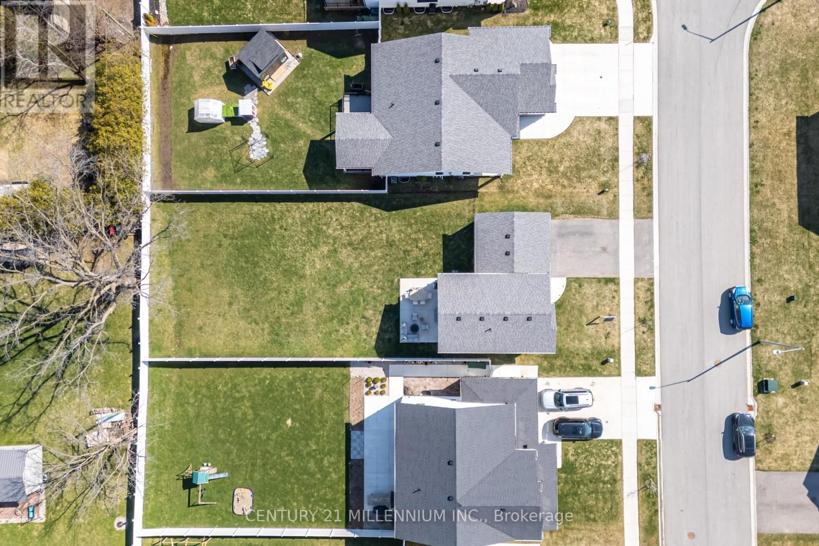 17 HELEN COURT Image 45