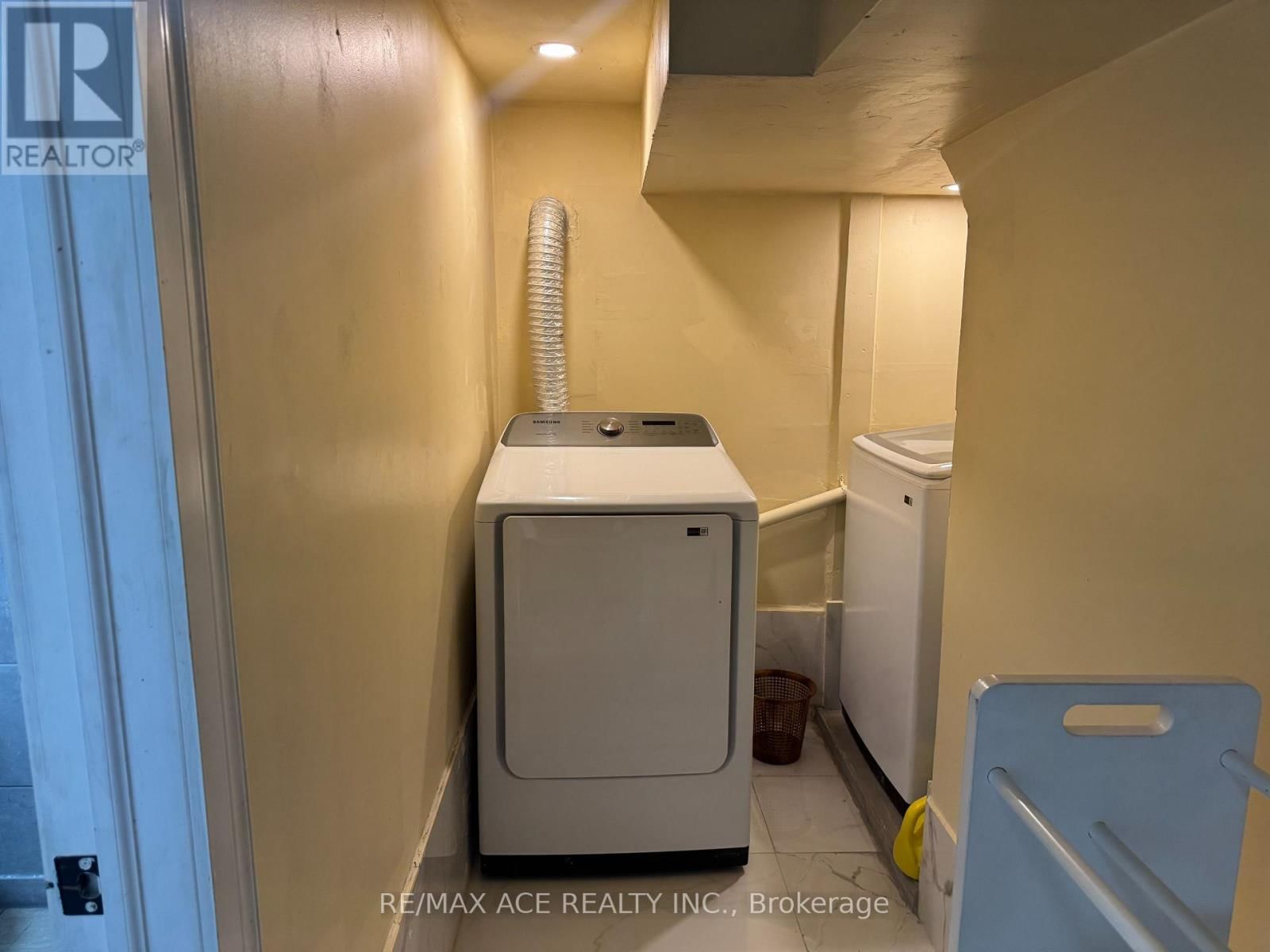 92 WARE STREET Image 31