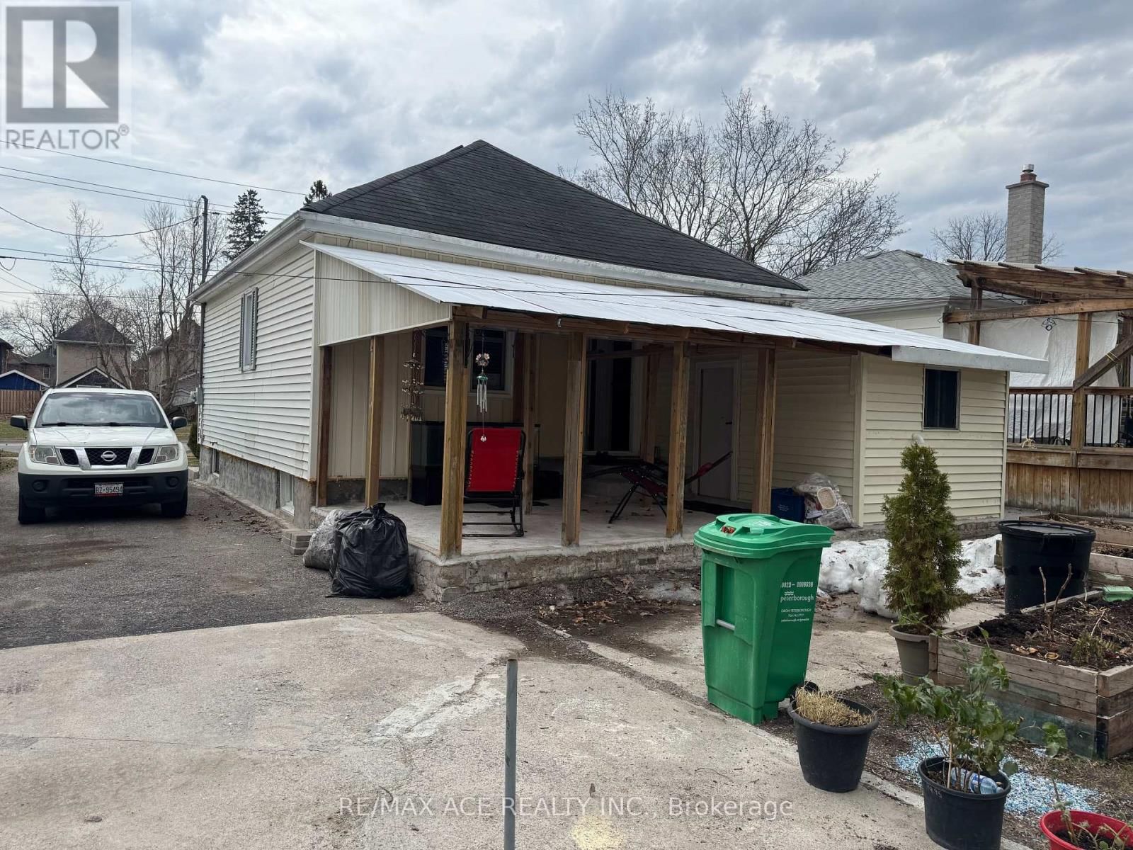 92 WARE STREET Image 34