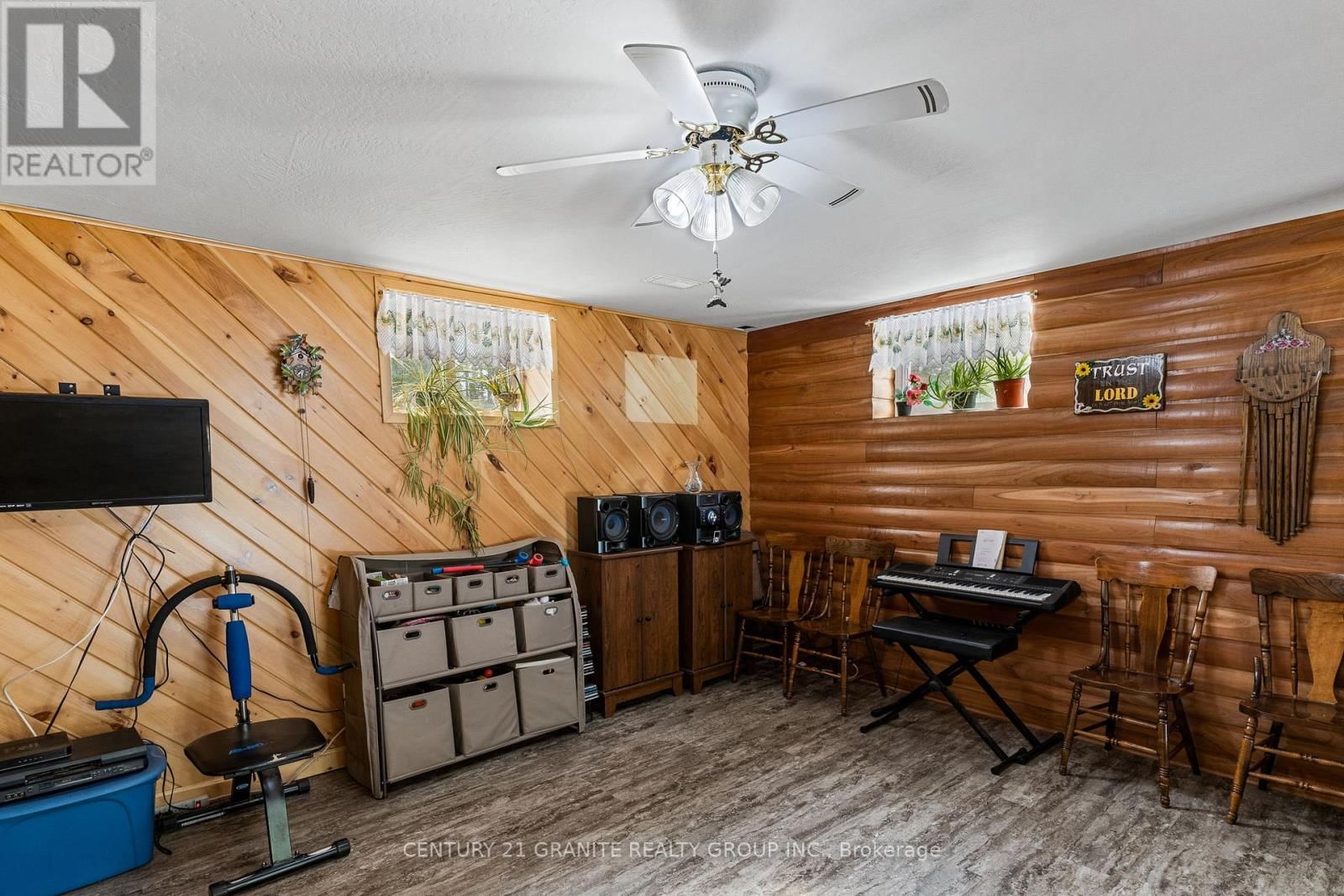 818 WILLIAMS LAKE ROAD Image 29