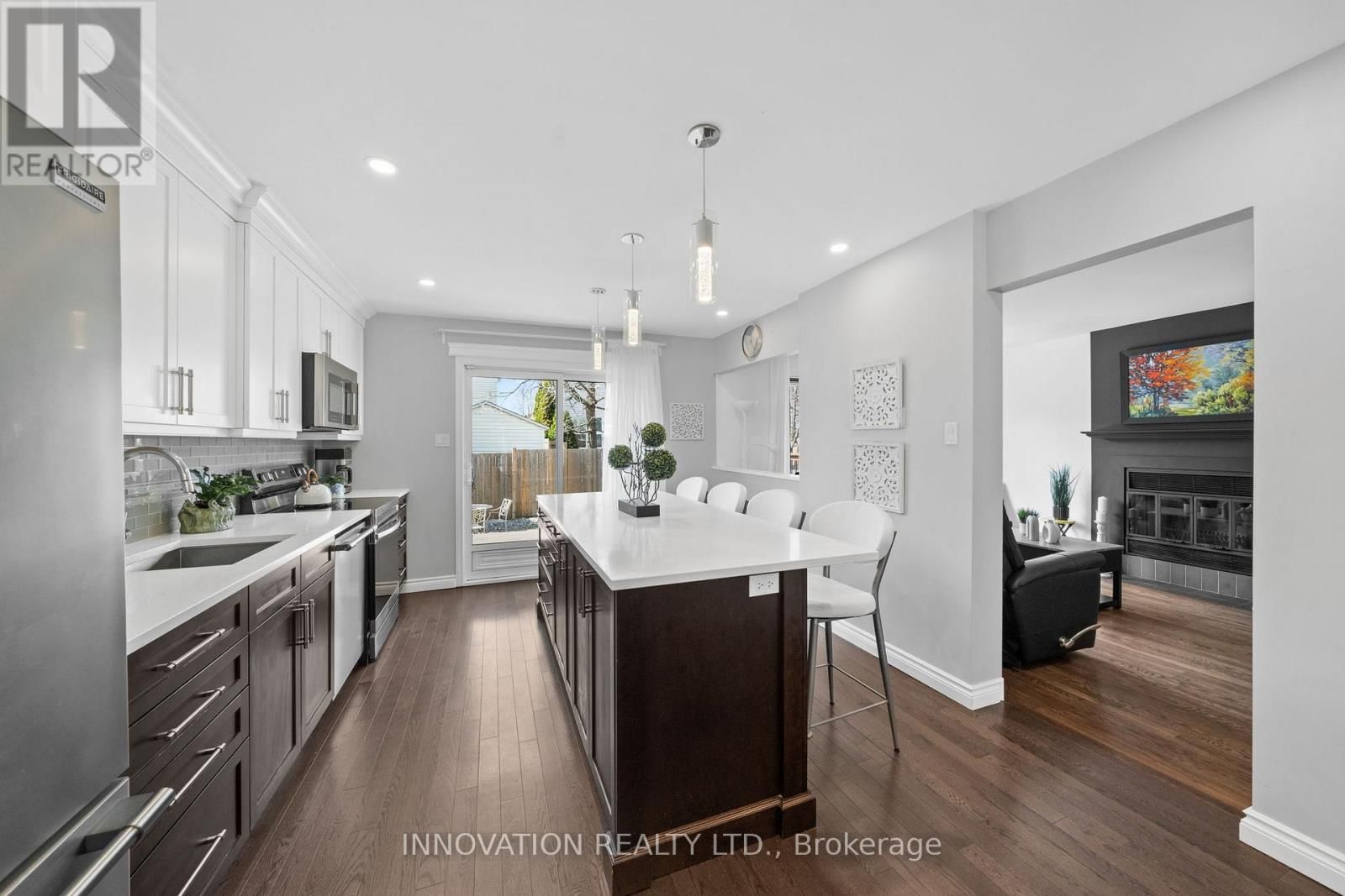 2056 WILDFLOWER DRIVE Image 11