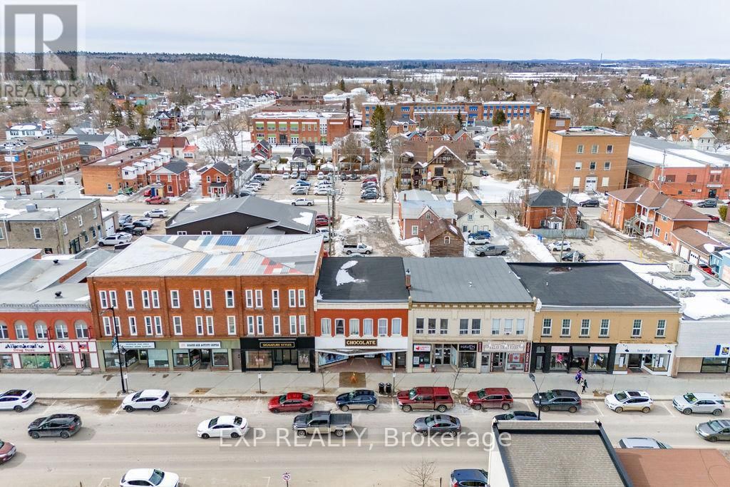 204 RAGLAN STREET SOUTH Image 23