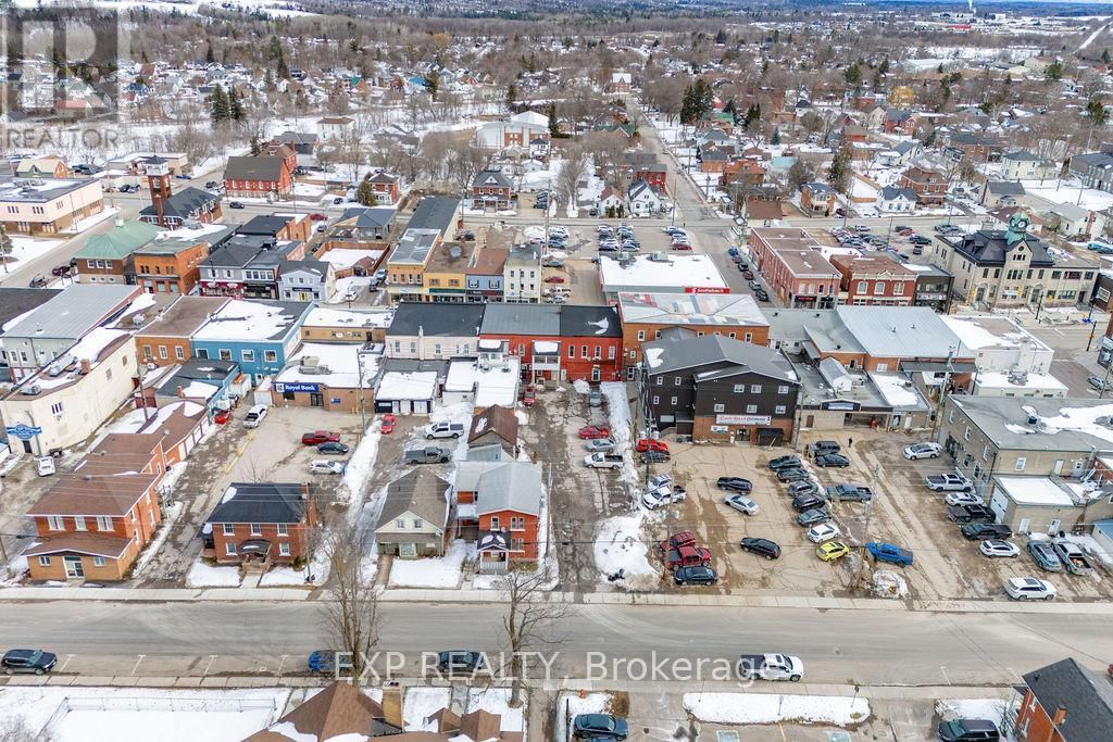 204 RAGLAN STREET SOUTH Image 31