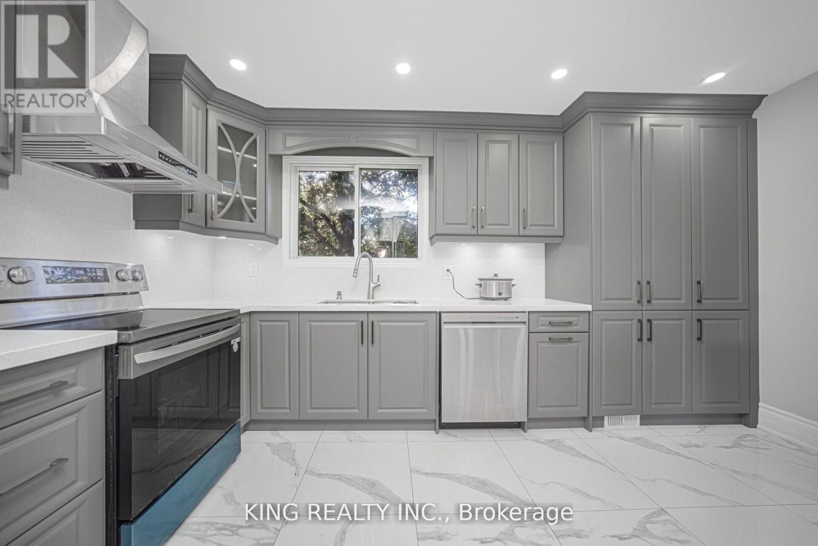 5326 NINTH LINE Image 19