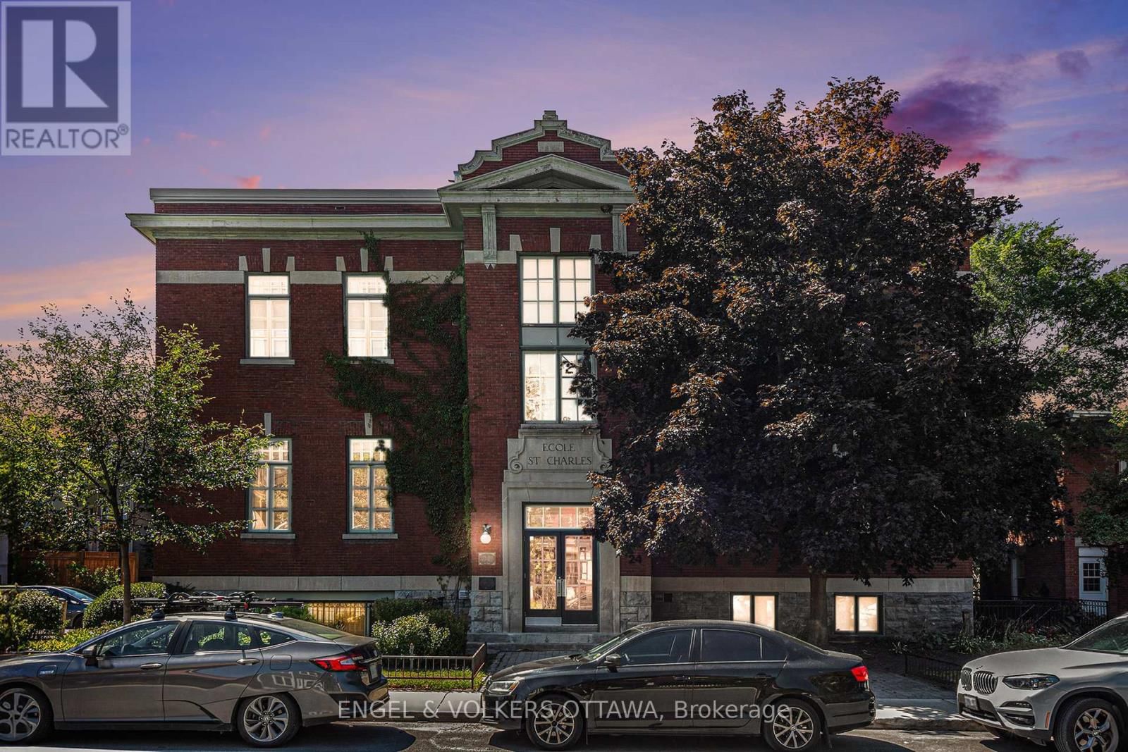 203 - 24 SPRINGFIELD ROAD Image 2