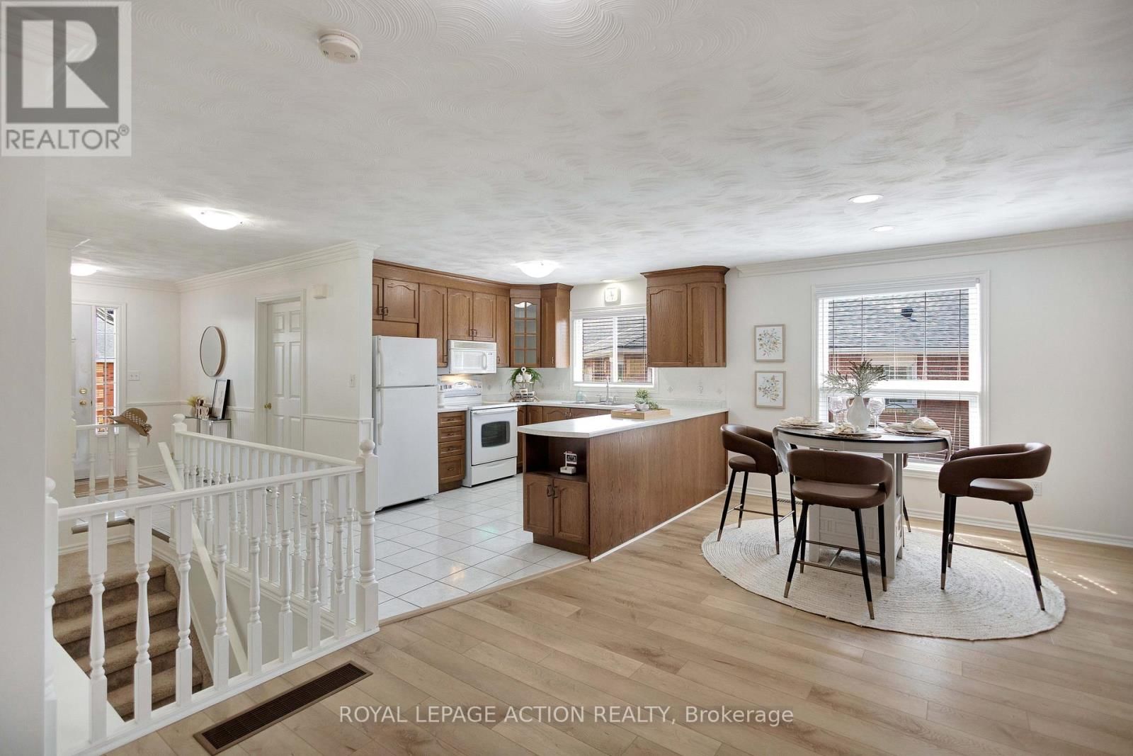 11 - 570 WEST STREET Image 7