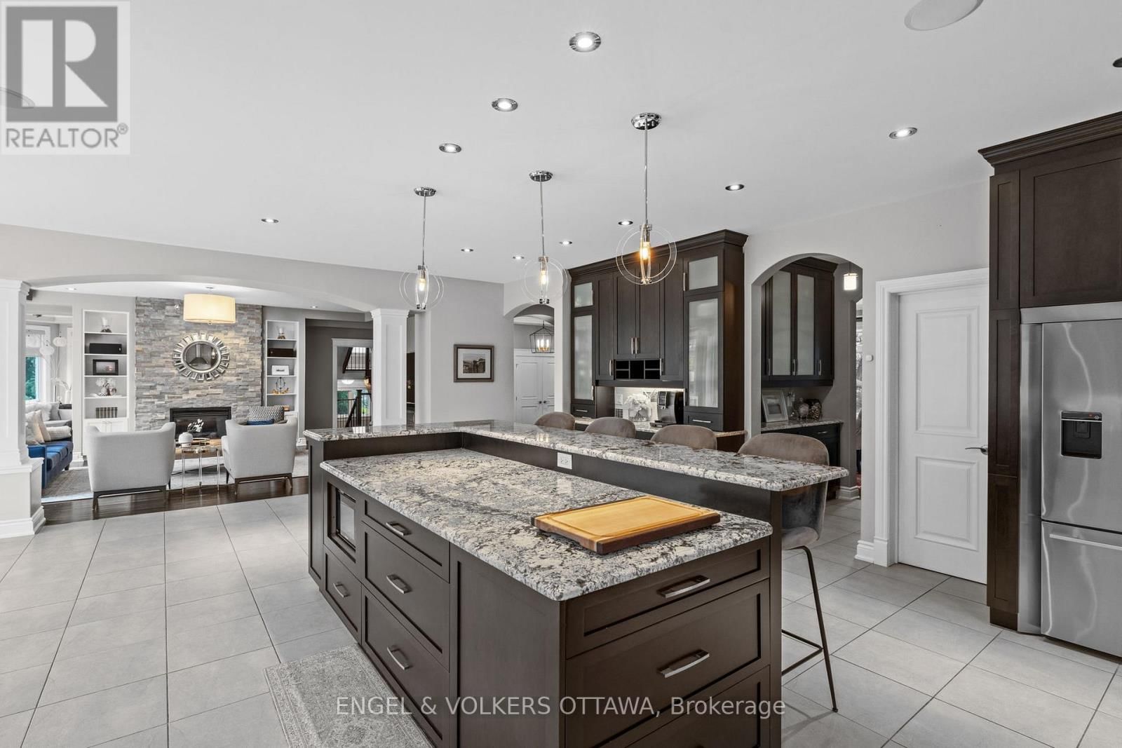 5796 LONGHEARTH WAY Image 12