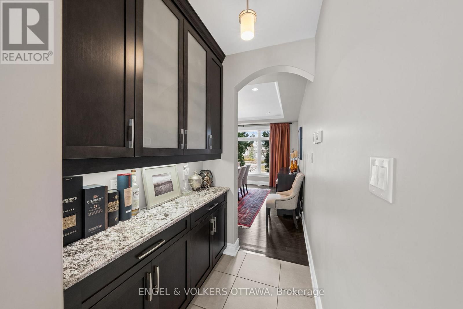 5796 LONGHEARTH WAY Image 13