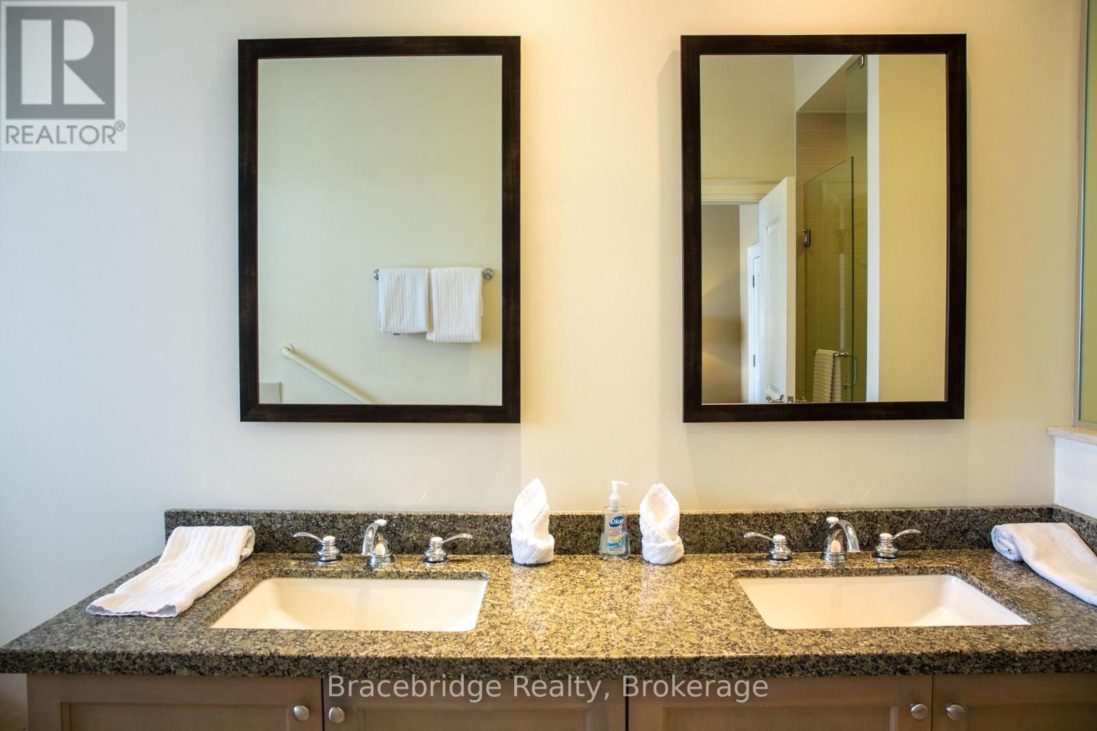 A201-A2 - 1869 MUSKOKA RD 118 HIGHWAY WEST Image 15