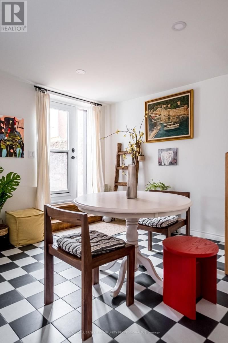 14 REGINALD STREET Image 39