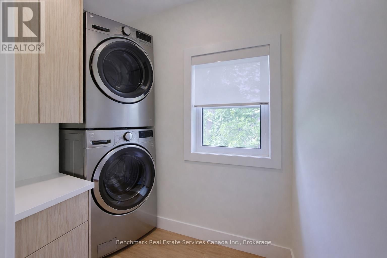 26 - 1182 QUEEN STREET Image 11