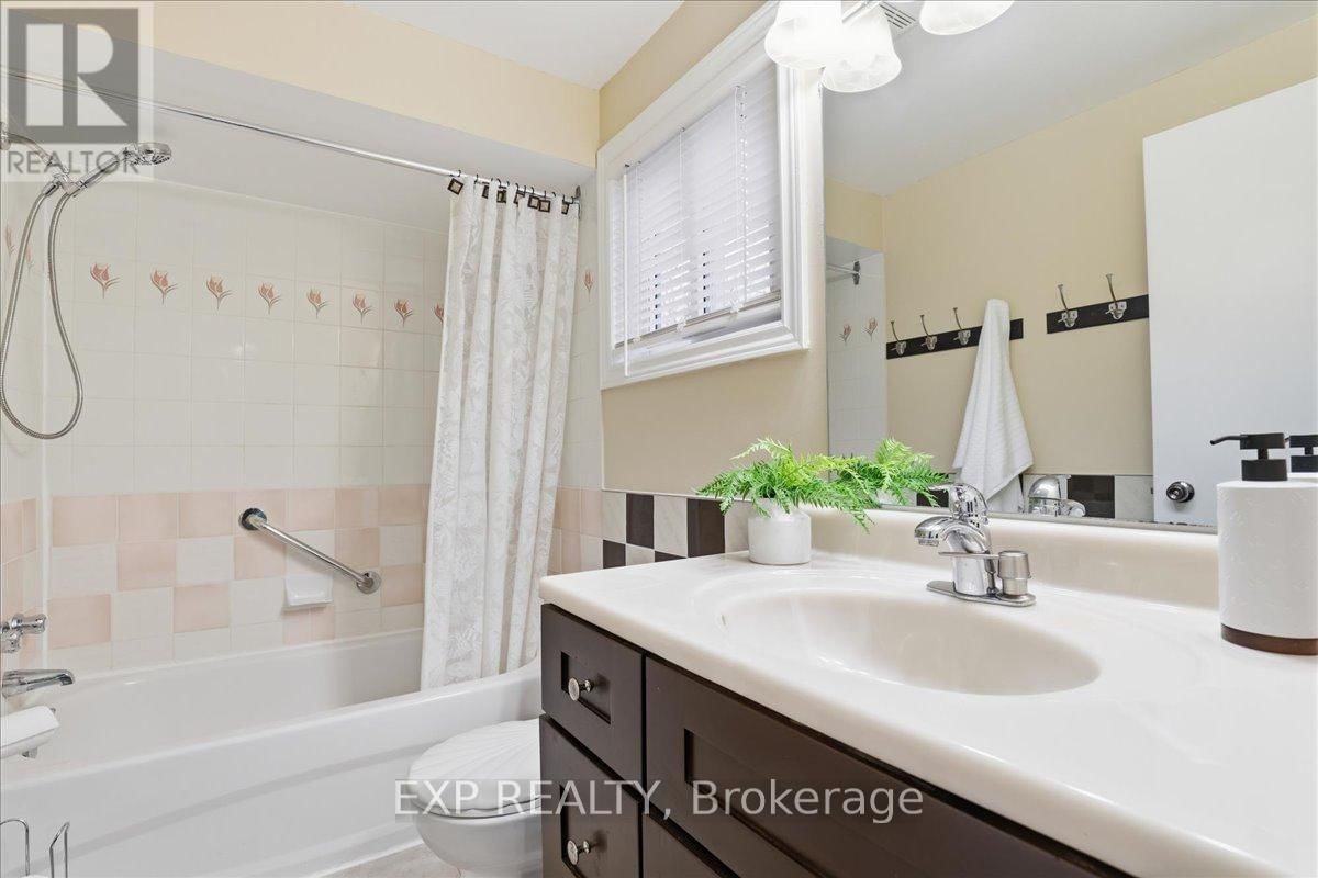 56 RUSHBROOK DRIVE Image 21