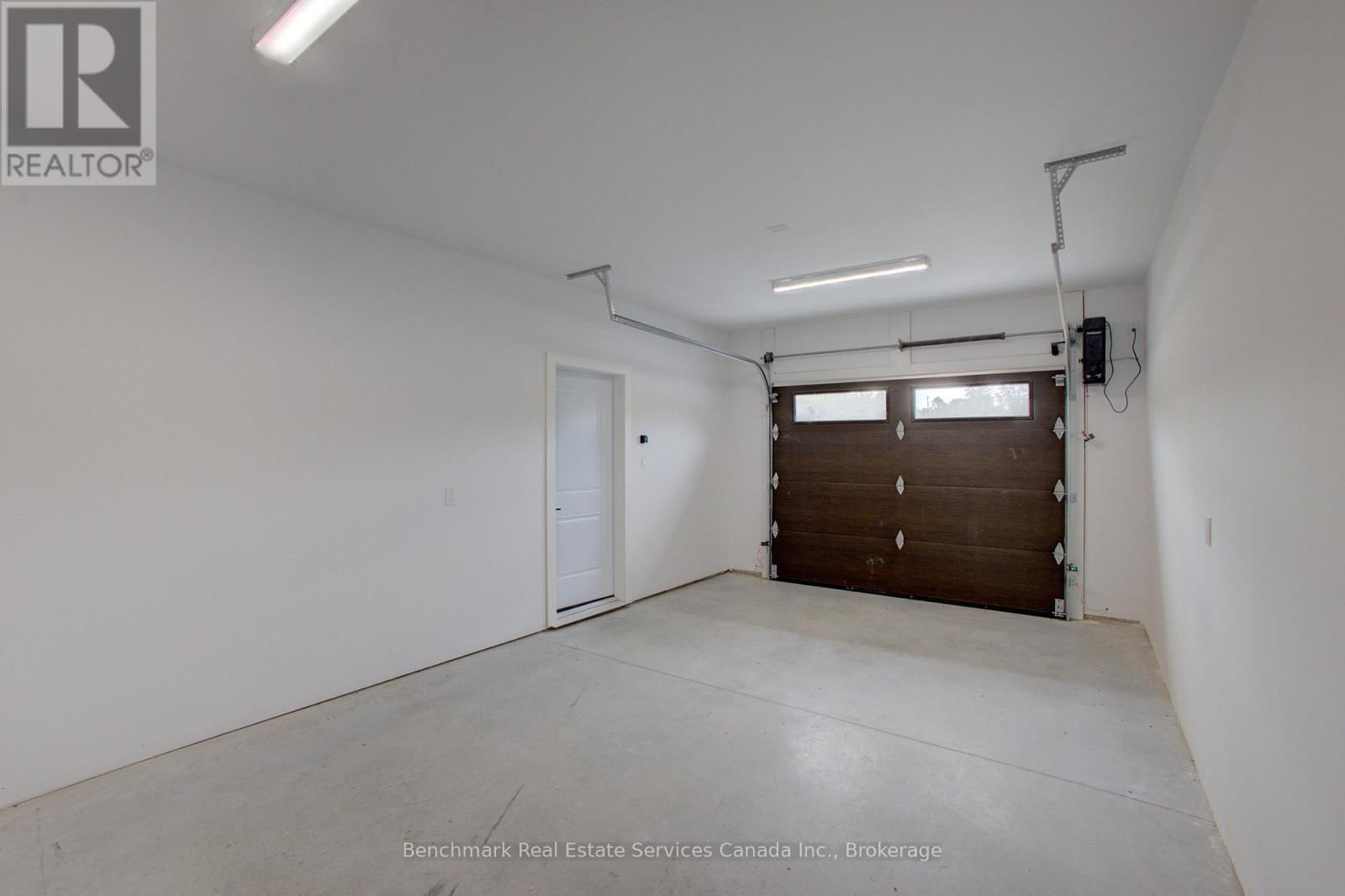 30 - 1182 QUEEN STREET Image 17