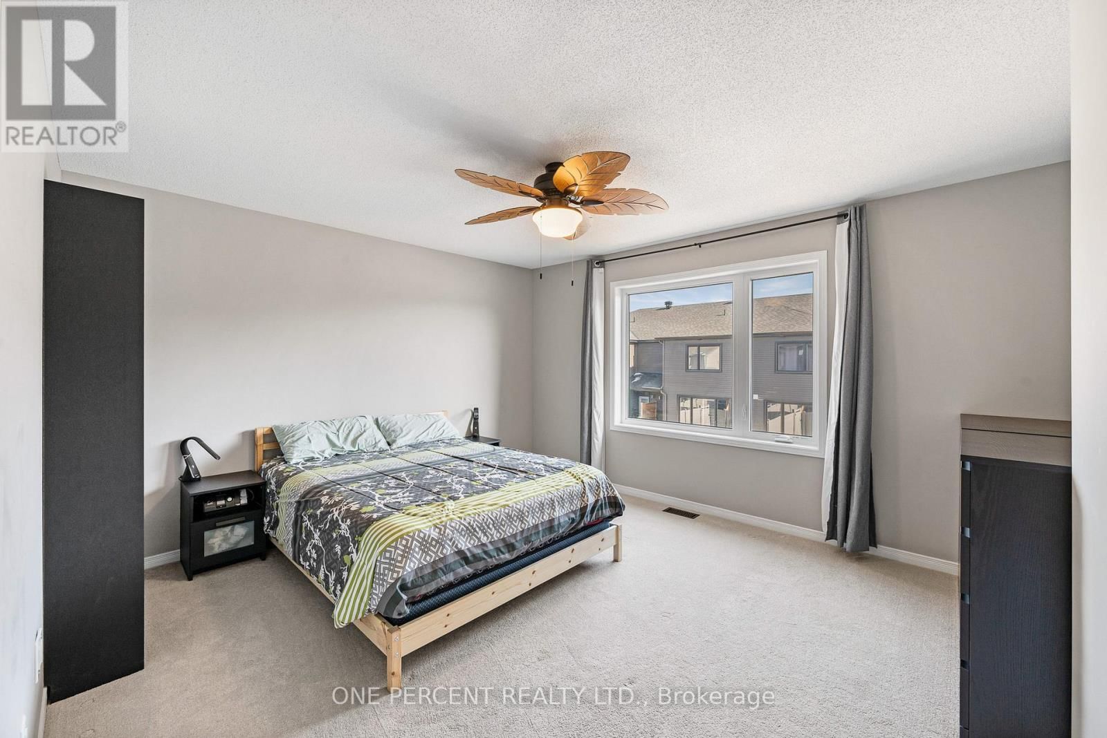 910 PASEANA PLACE Image 19