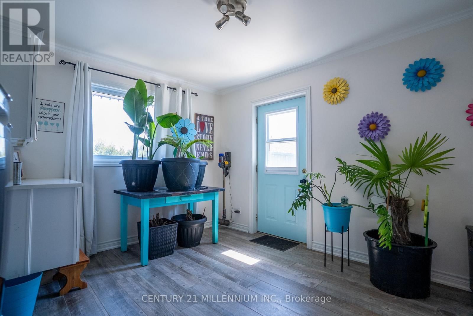 17 ROSS STREET Image 14