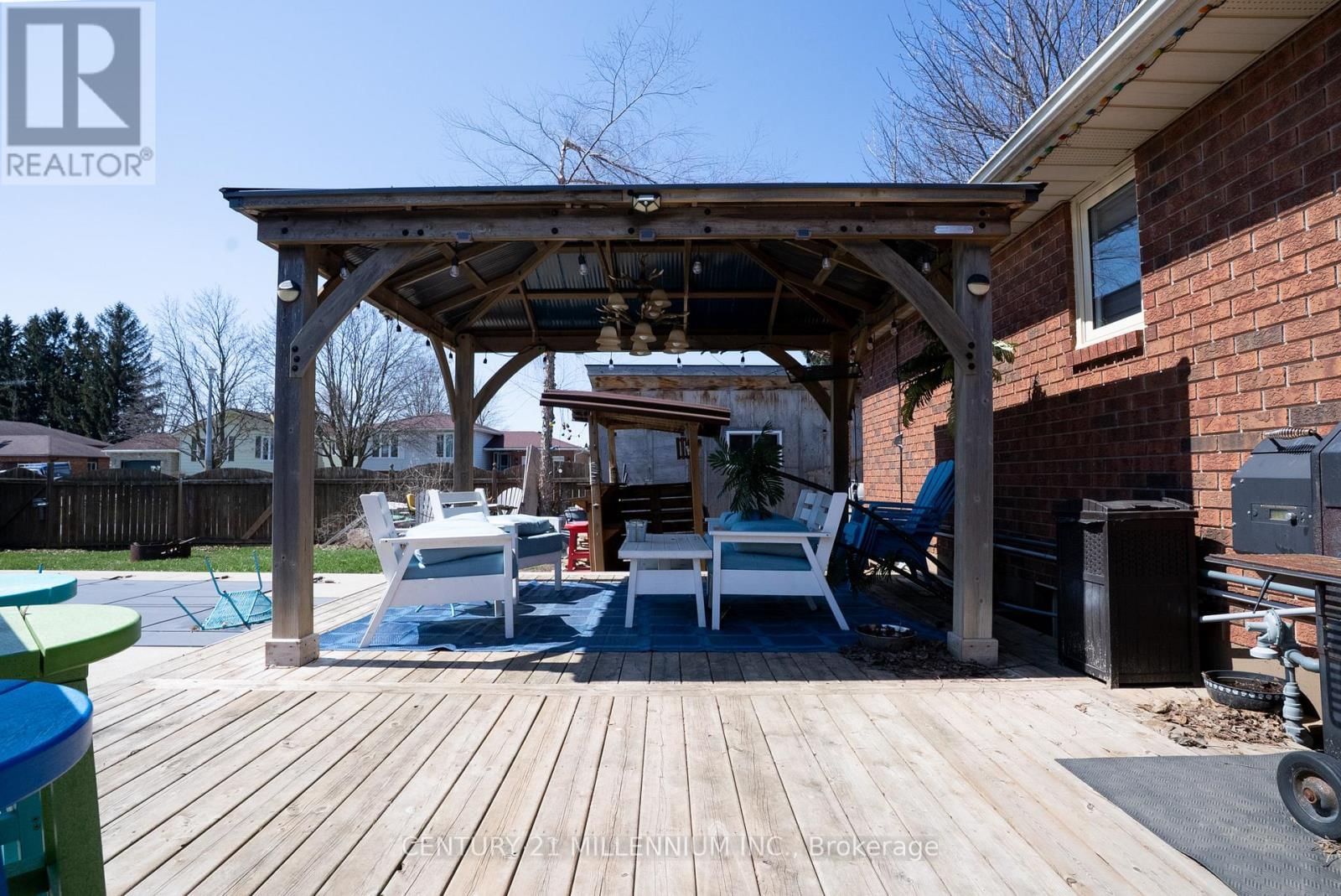 17 ROSS STREET Image 25