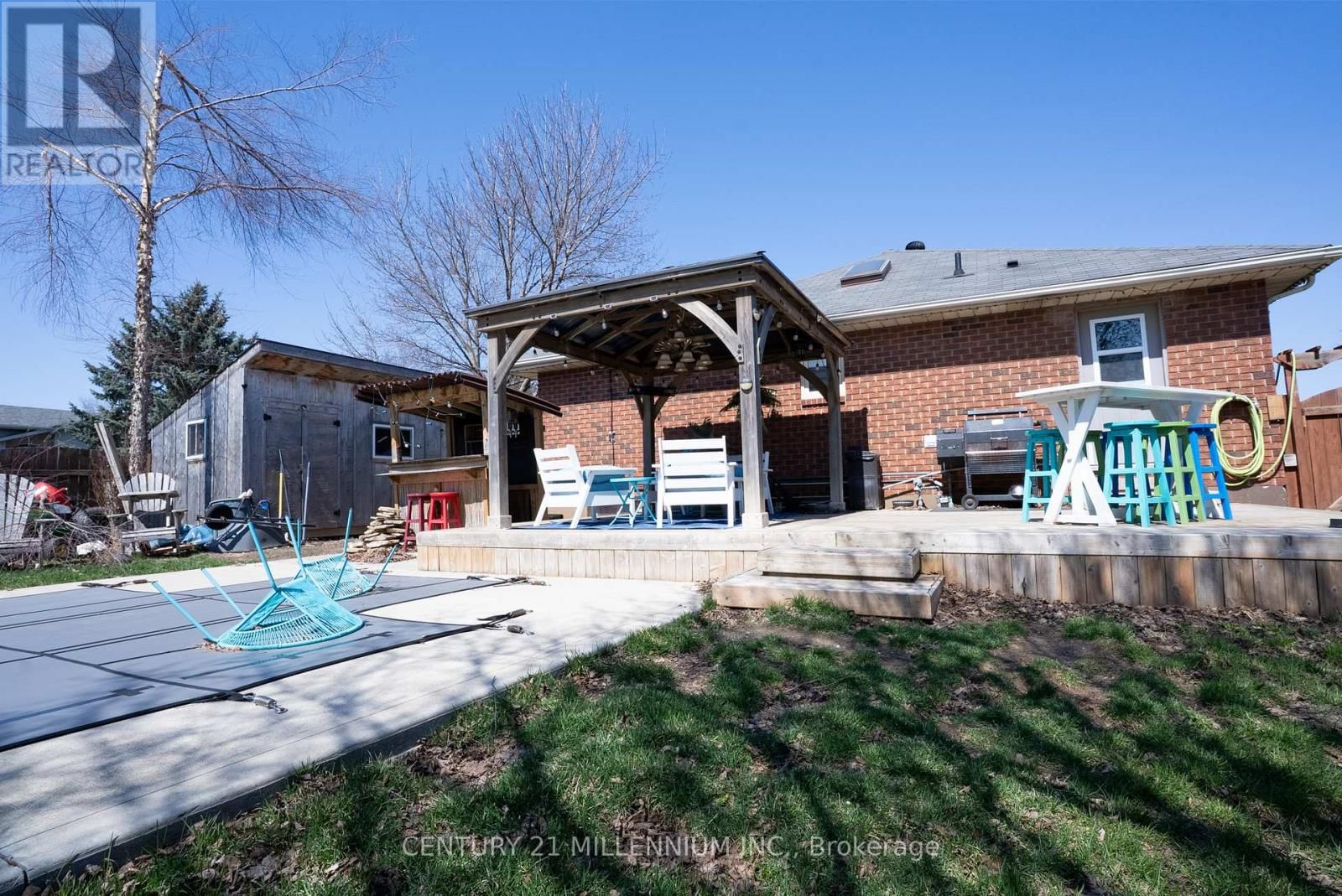 17 ROSS STREET Image 26