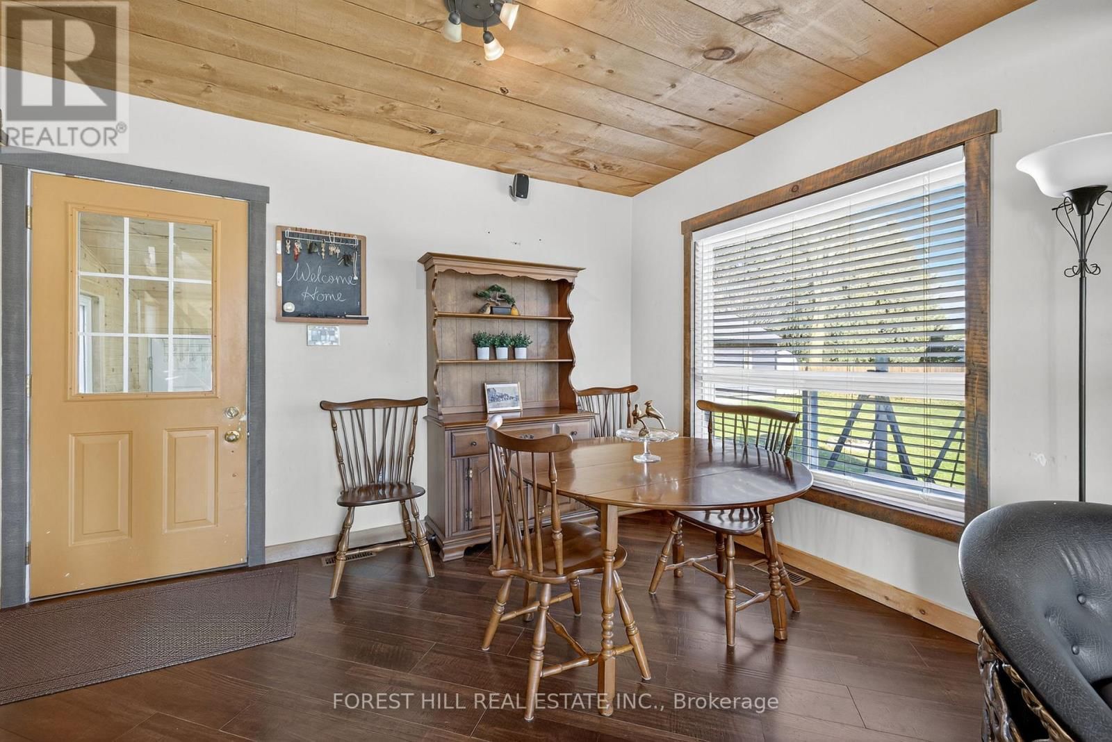 3 ELORA STREET NORTH Image 11