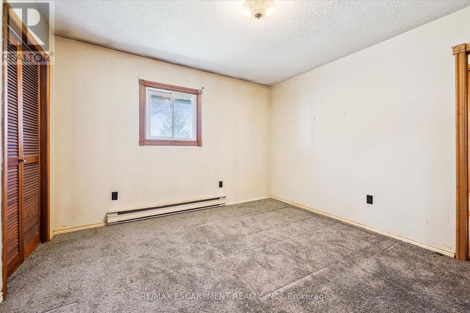 215 KING STREET Image 28