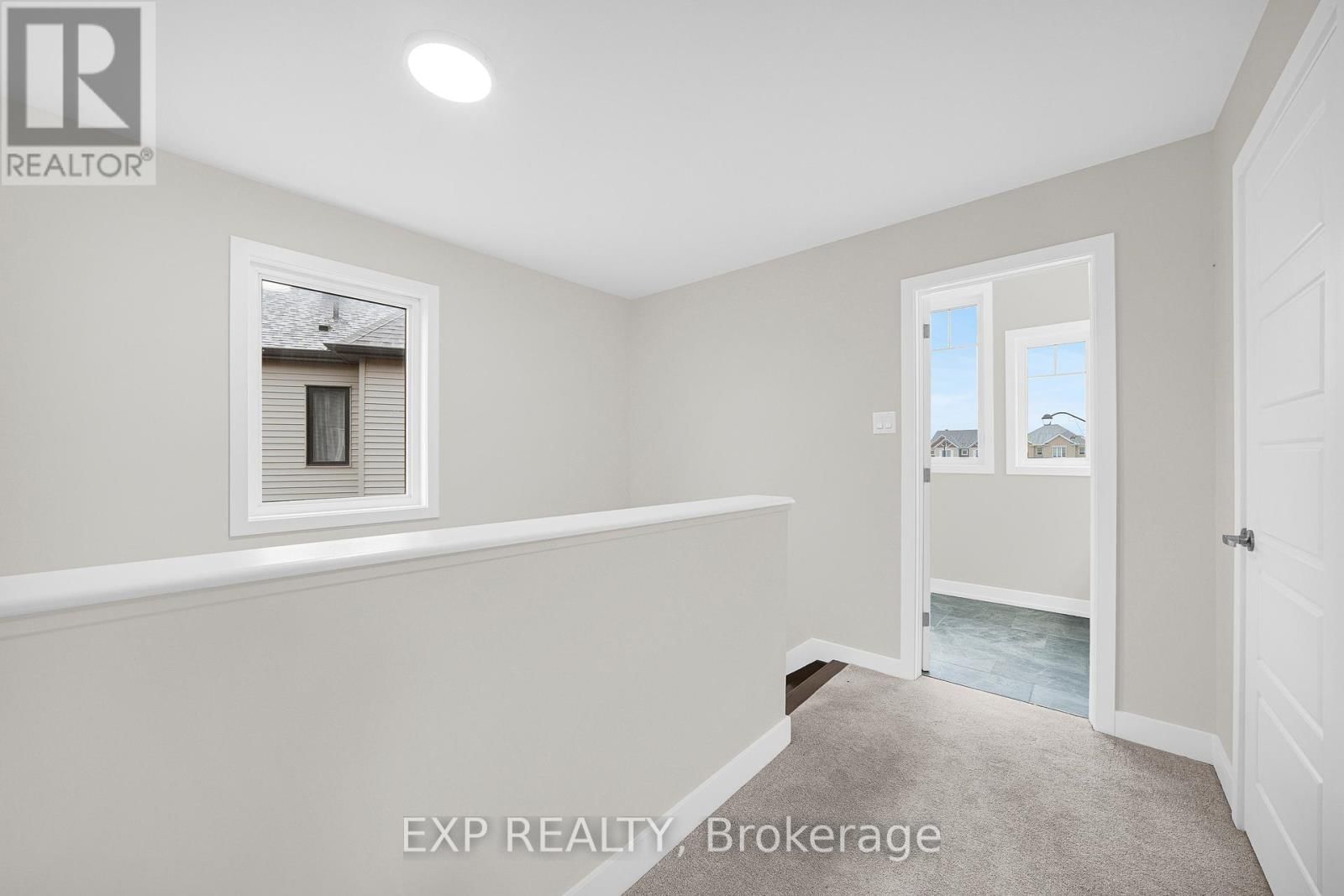 535 FILLY TERRACE Image 23