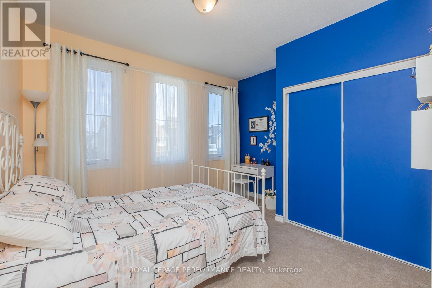 30 SUMMITVIEW DRIVE Image 22