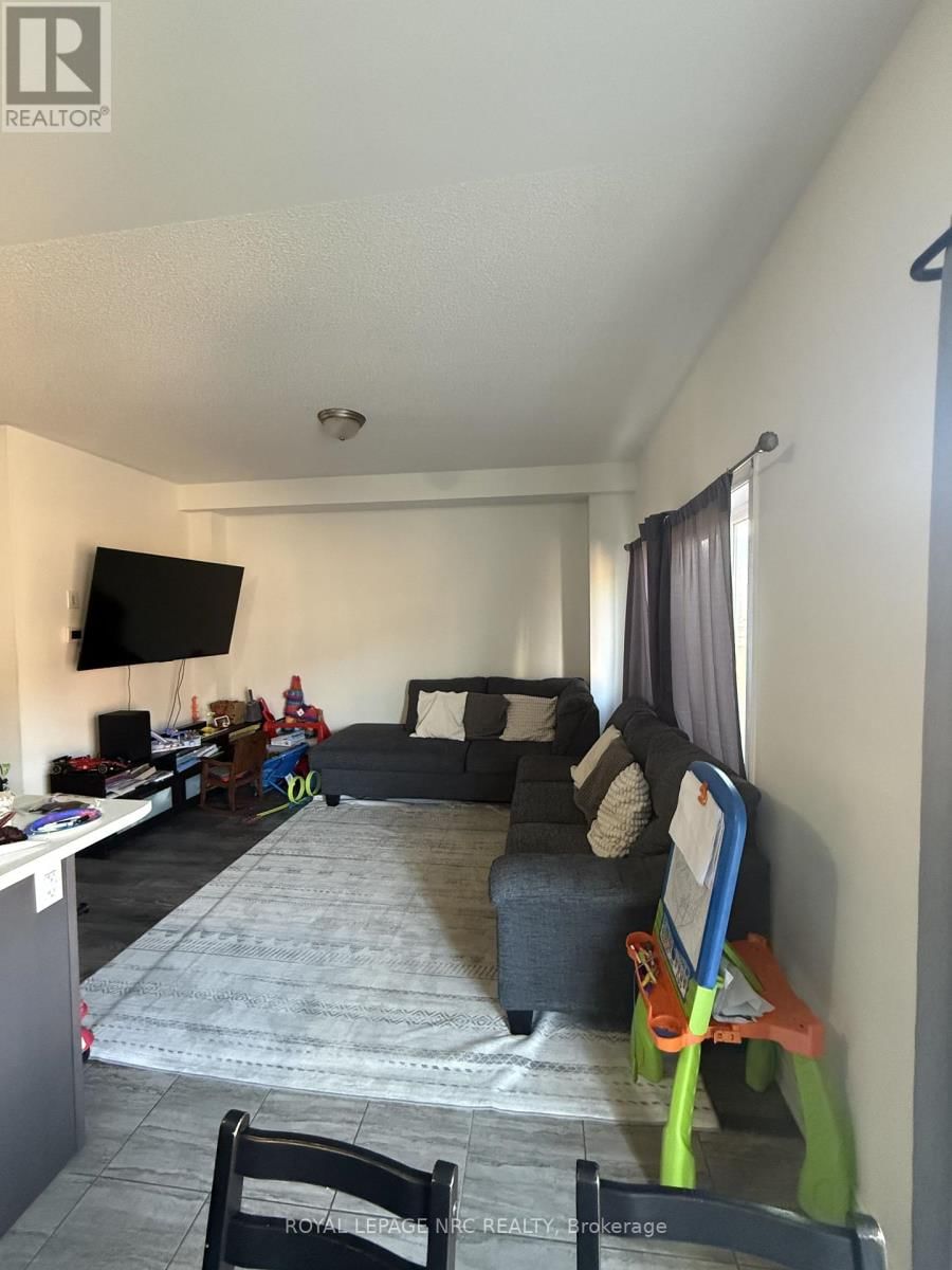 44 HARMONY WAY Image 3